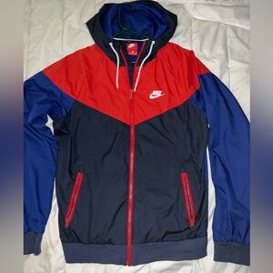 Nike Men's Windbreaker in Red and Navy